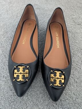 TORY BURCH BLACK FLATS